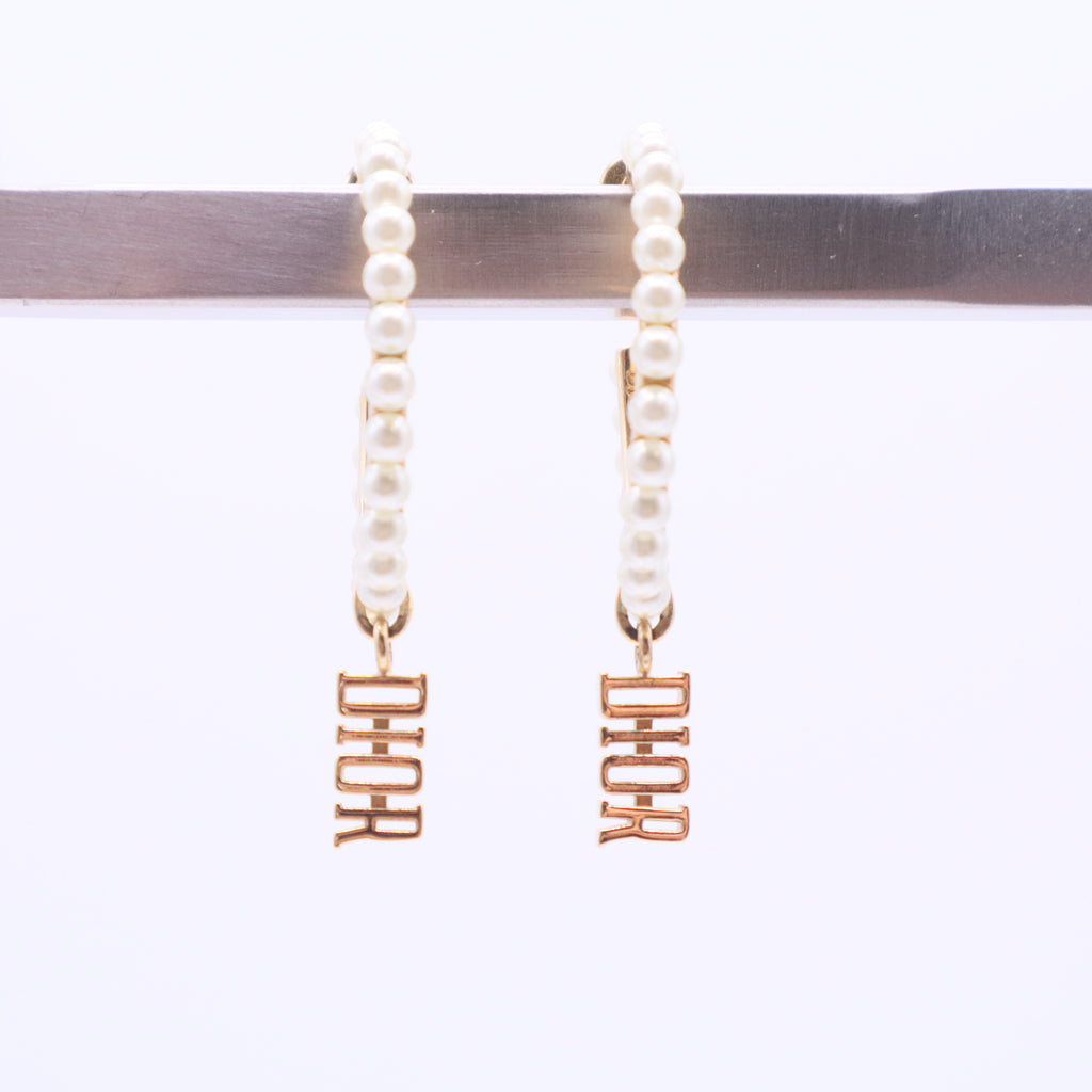Women Dio(r)evolution Earrings Gold-Finish Metal and White Resin Pearls