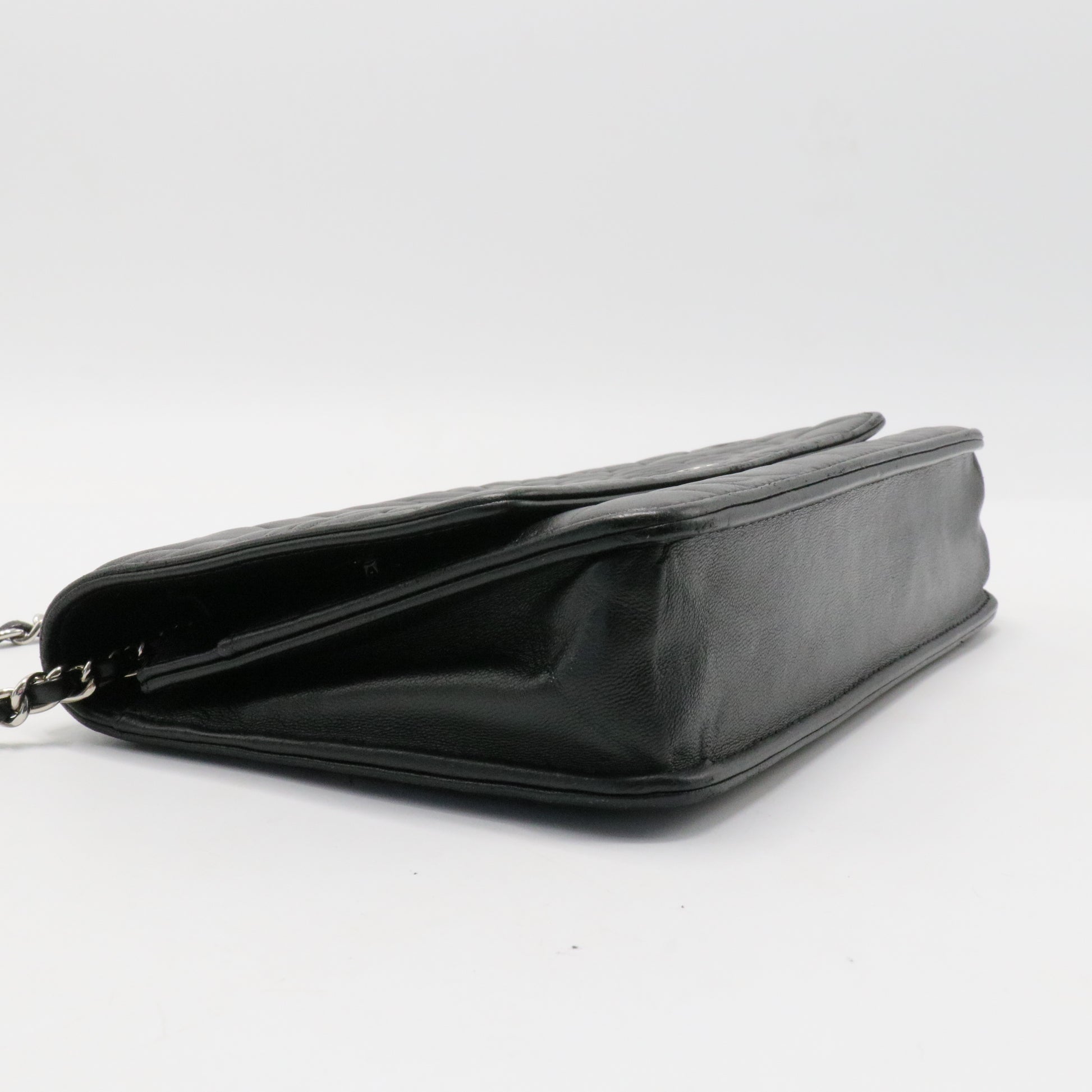 Black Camellia Lambskin Wallet On Chain gisel