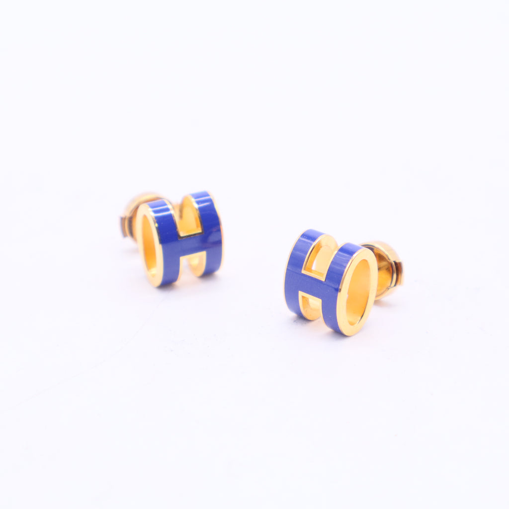 Pop H Stud Earrings Est