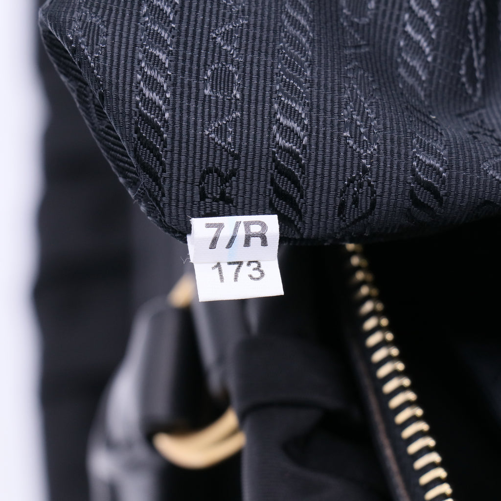 Black Tessuto Nylon Gauffre Tote Bag  B21139