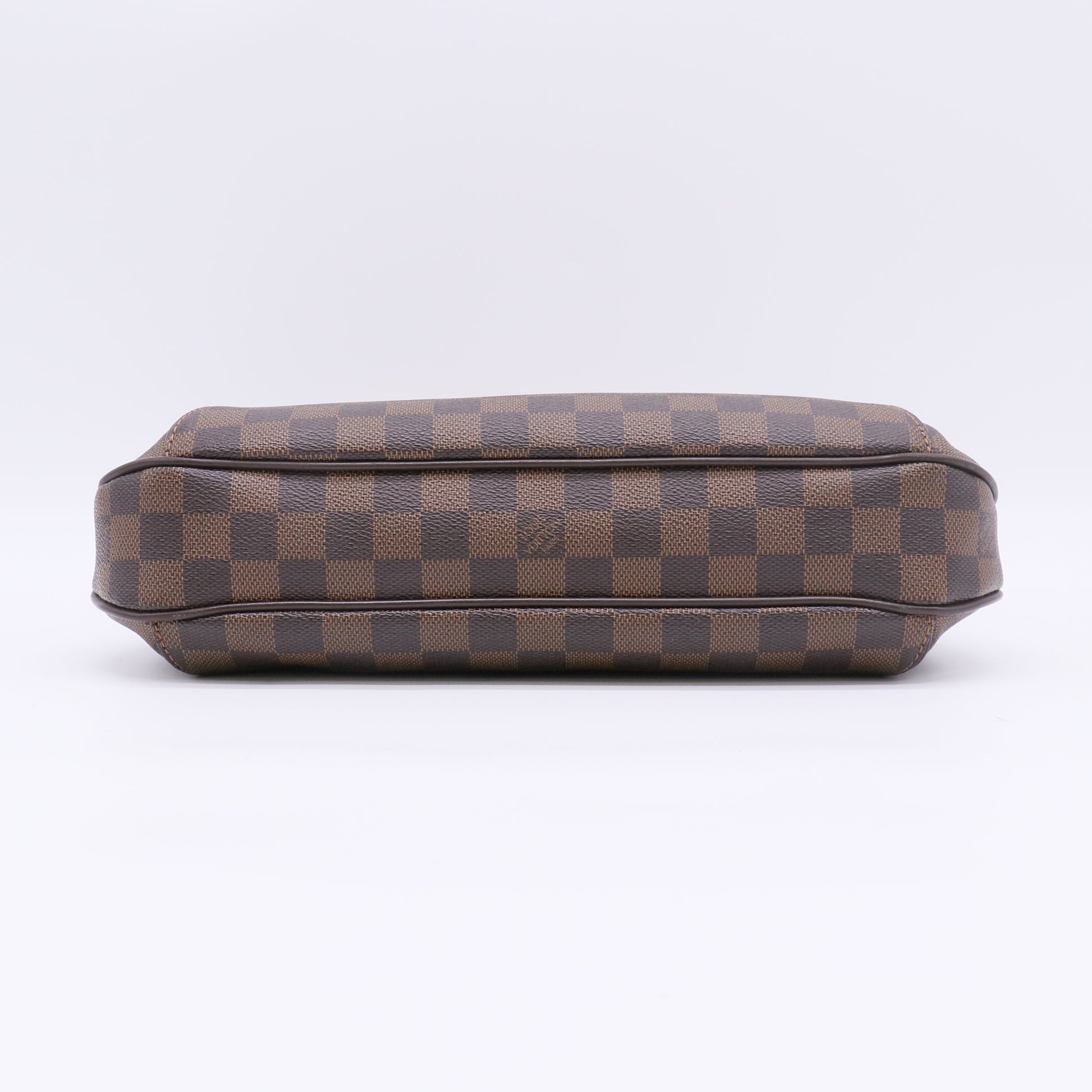 Louis Vuitton Thames PM B23398
