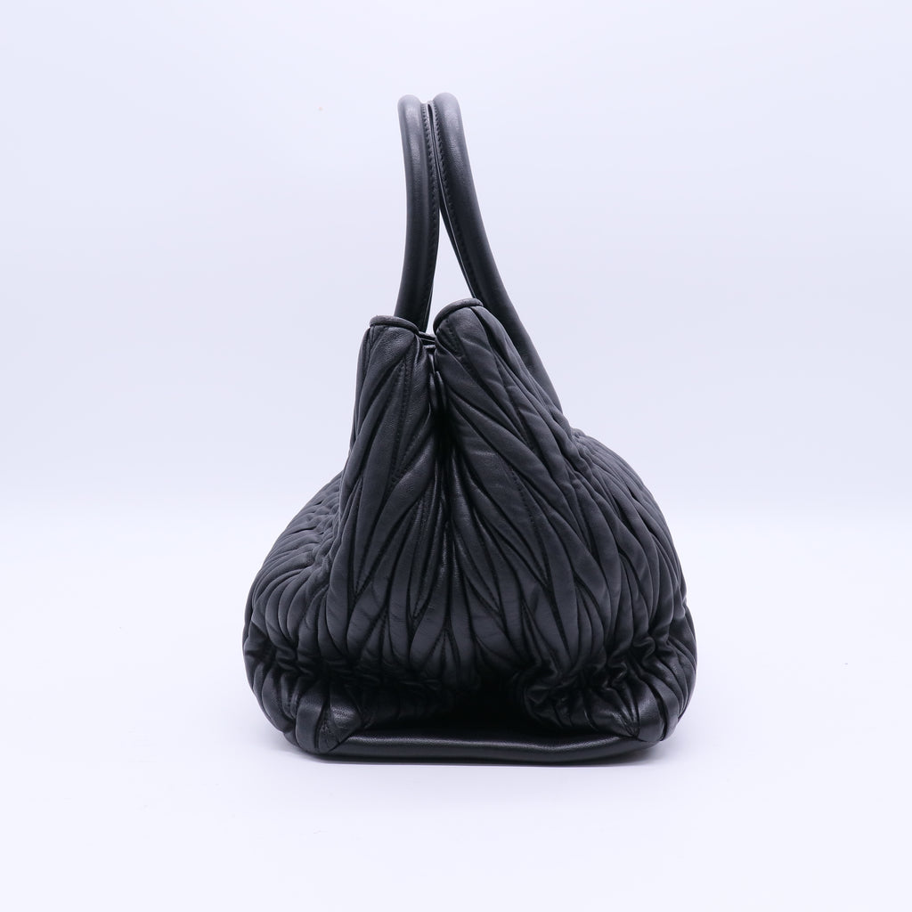 Miu Miu Convertible Tote Matelasse Leather Medium B20763