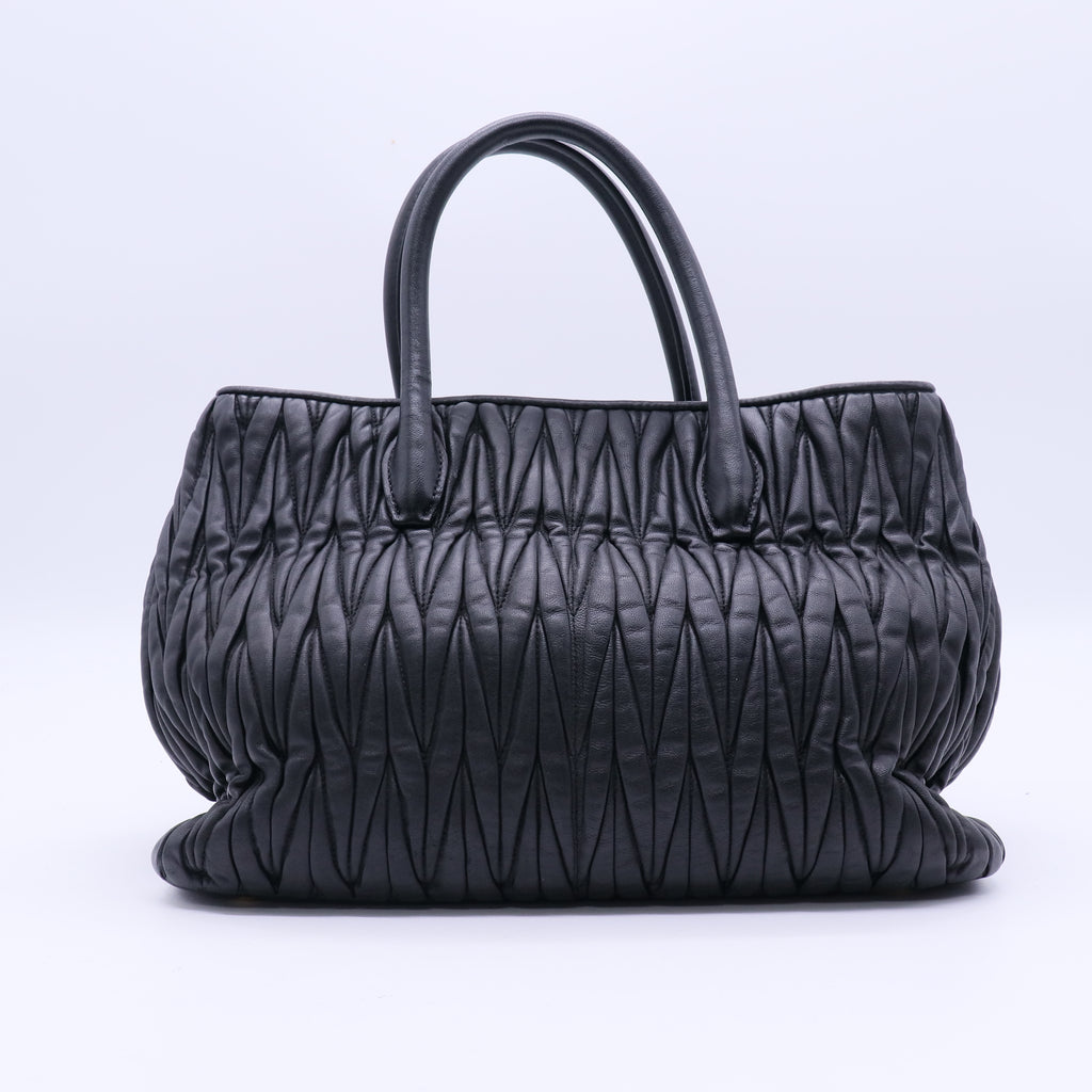 Miu Miu Convertible Tote Matelasse Leather Medium B20763