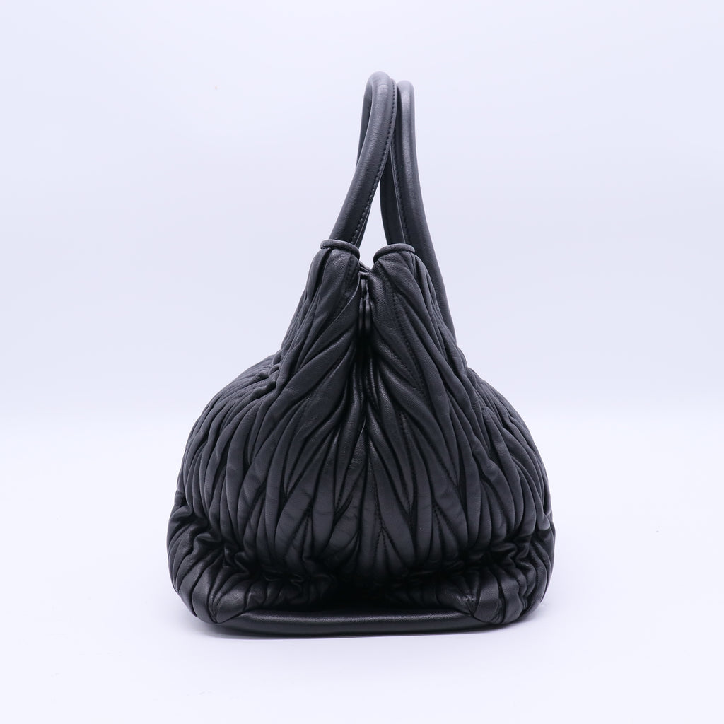 Miu Miu Convertible Tote Matelasse Leather Medium B20763