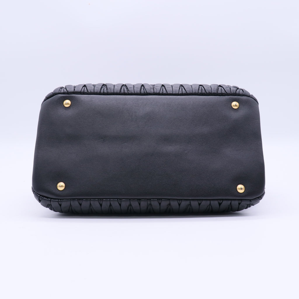 Miu Miu Convertible Tote Matelasse Leather Medium B20763