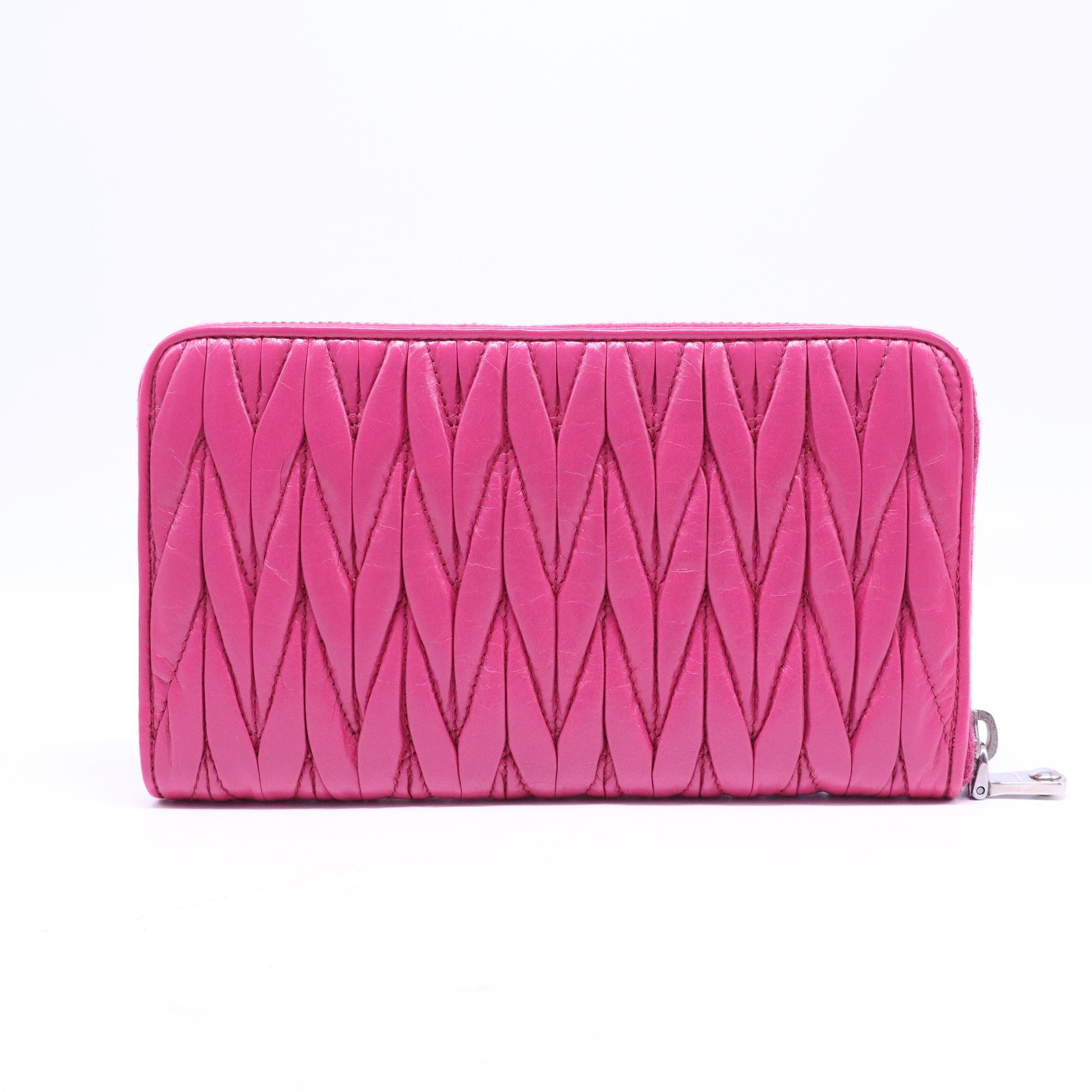 Miumiu Matelasse Leather Wallet Round Zipper W20698