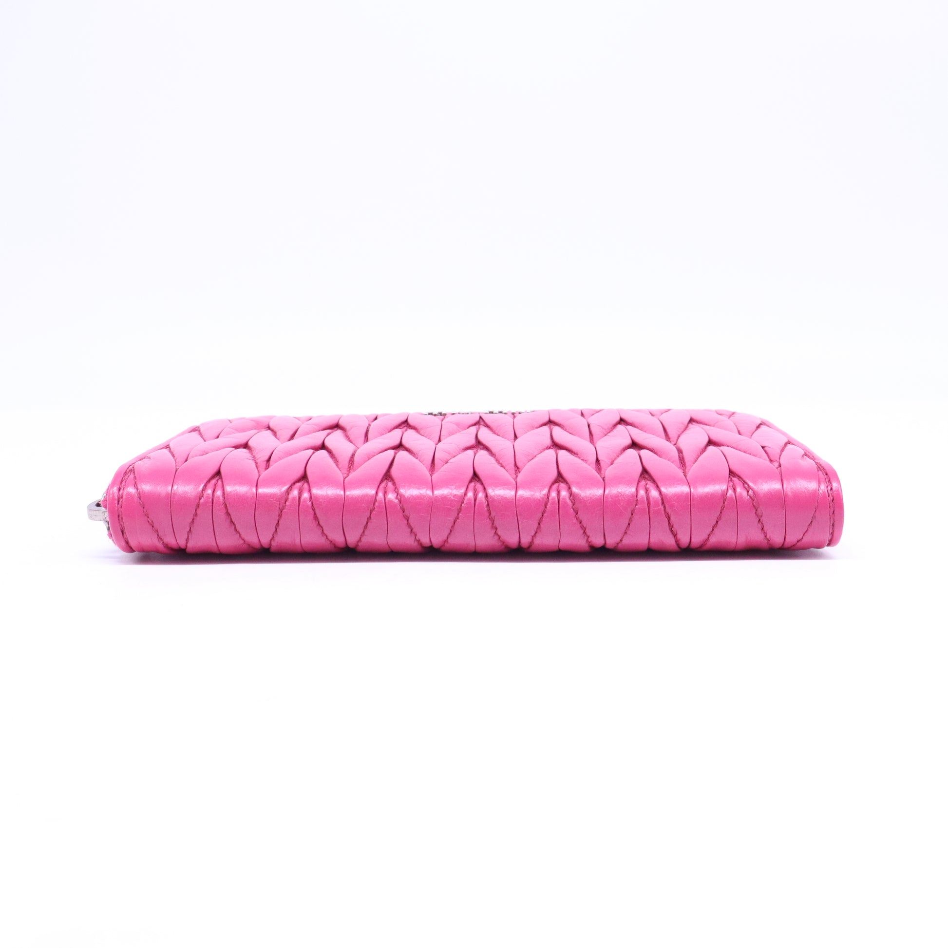 Miumiu Matelasse Leather Wallet Round Zipper W20698