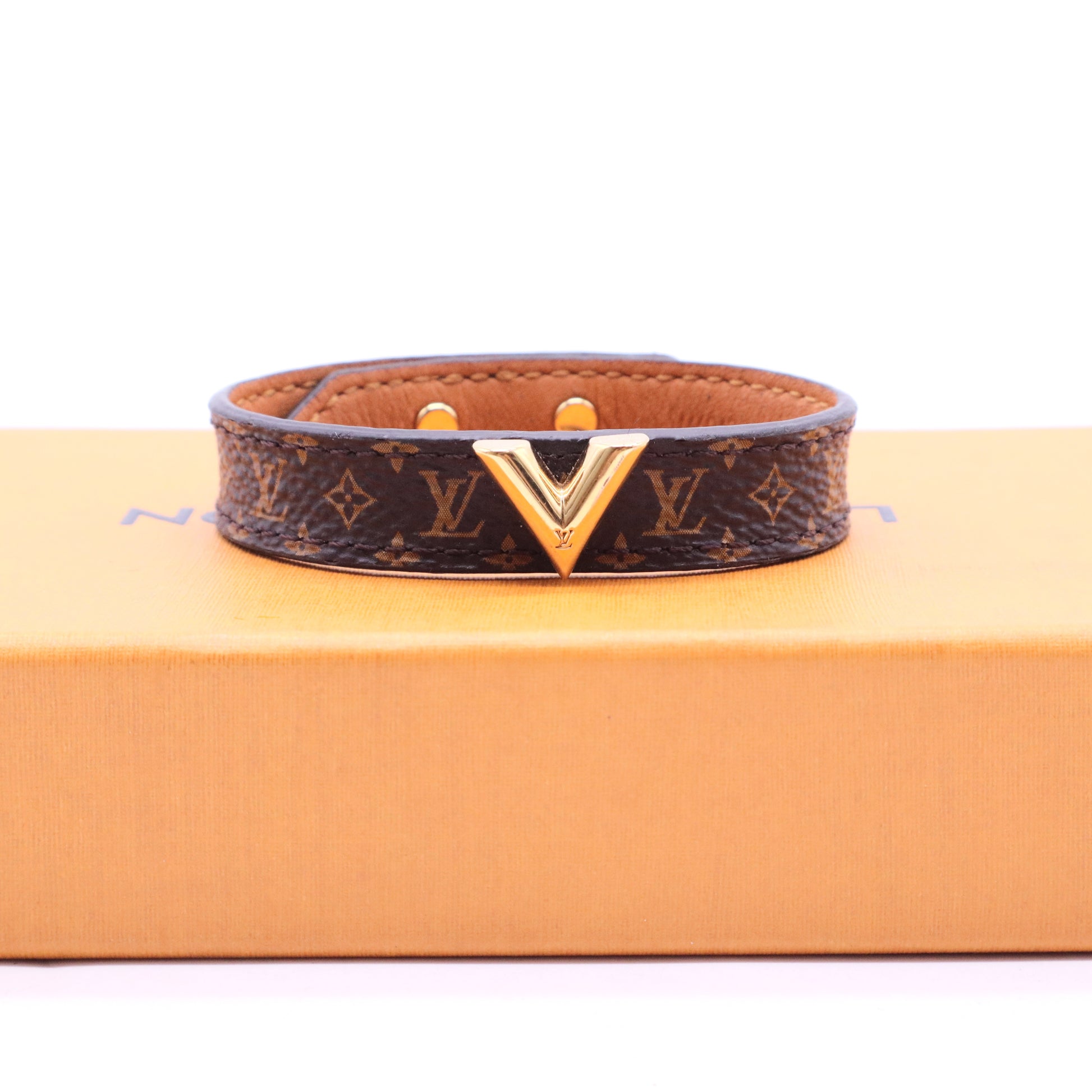 Canvas & Leather Essential V Wrap Bracelet