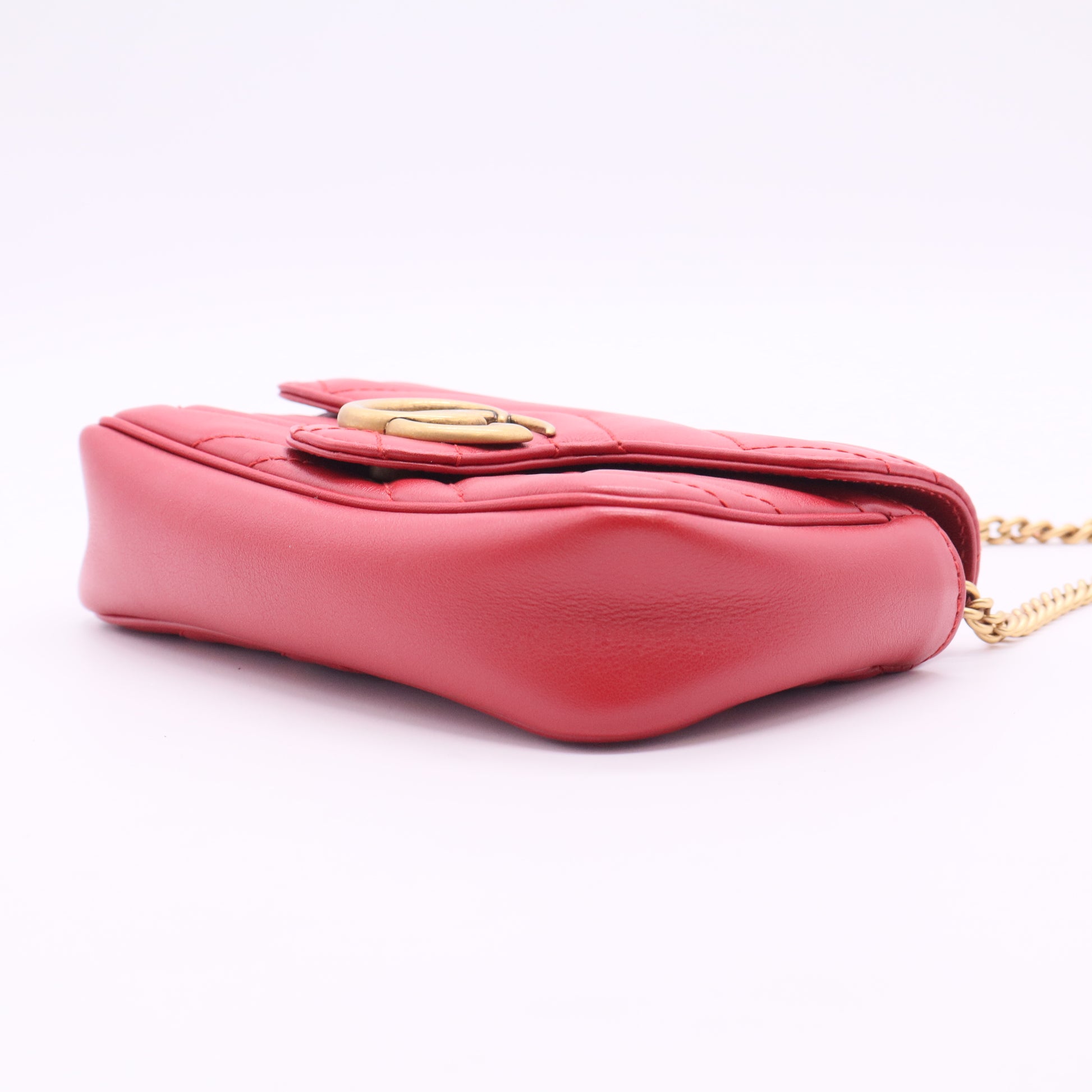 Calfskin Matelasse Super Mini GG Marmont Shoulder Bag Hibiscus Red