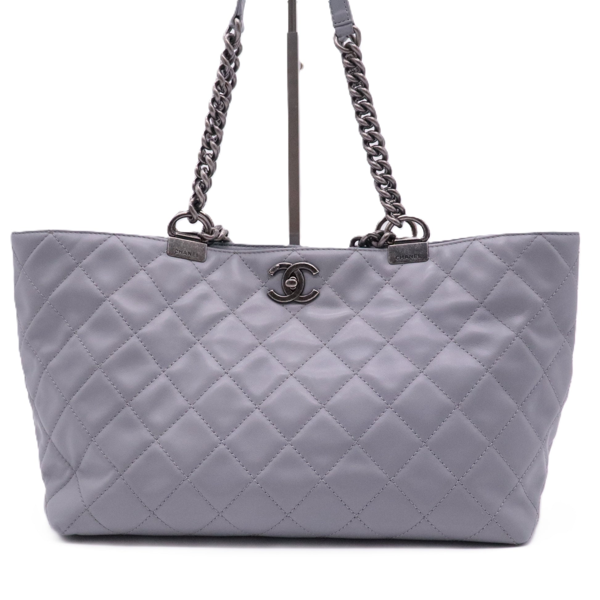Shopping In Chains Tote Quilted Calfskin Large For precious