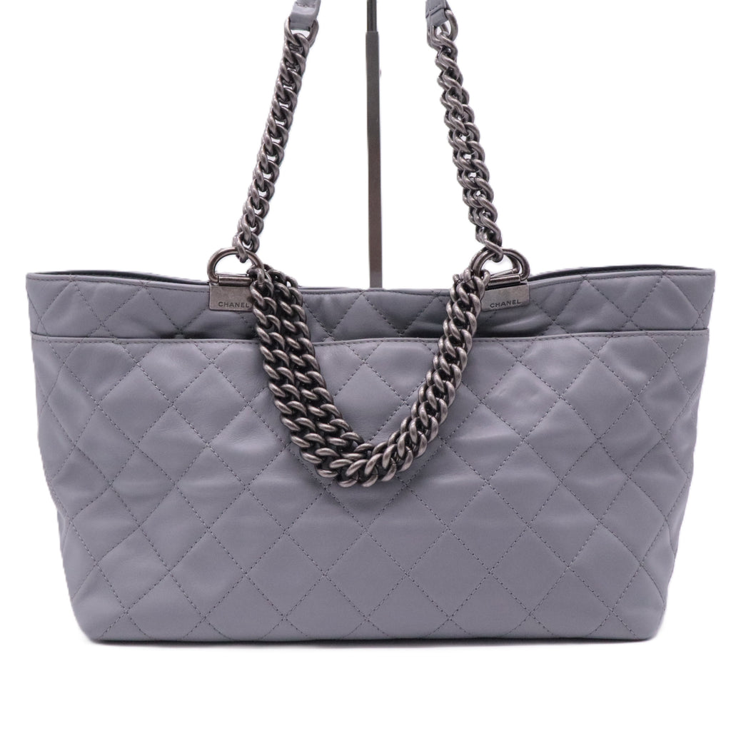 Shopping In Chains Tote Quilted Calfskin Large For precious