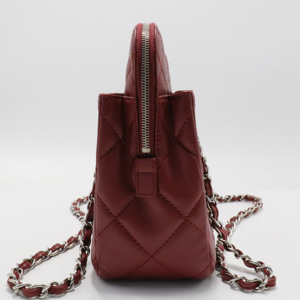 Matelasse Leather Shoulder Tote Bag Dark Red