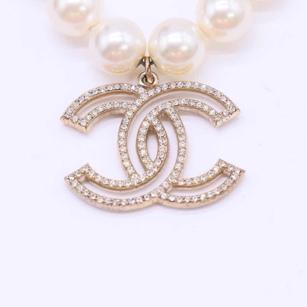 Chanel Pearl CC Necklace W21897