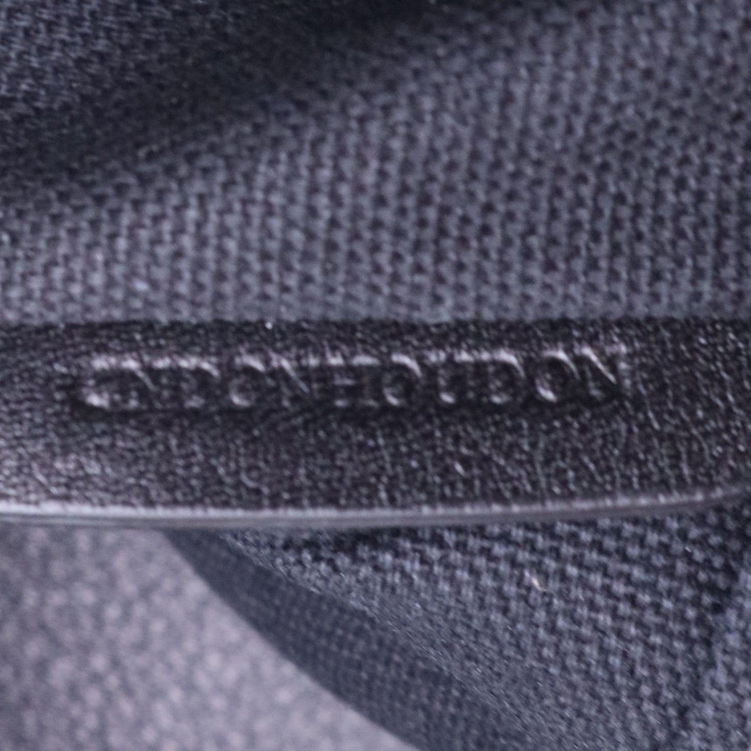 Bucket Bag in Nova Check