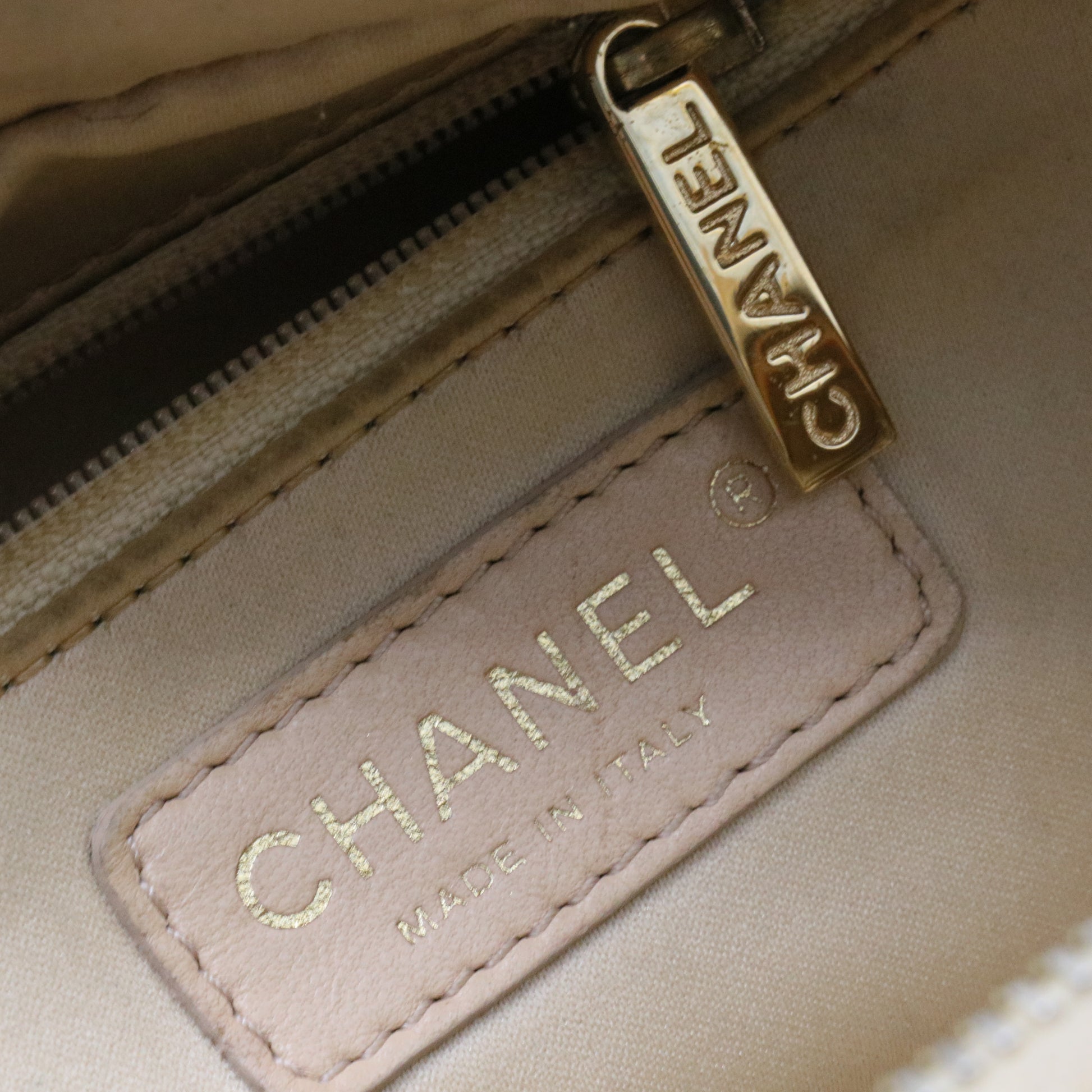 Caviar Quilted Petit Timeless Tote PTT Beige