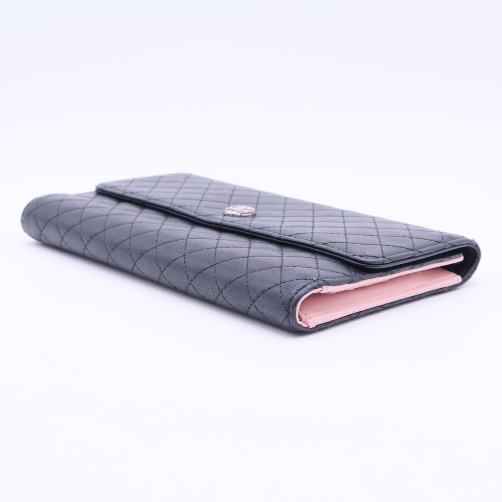 CC Button Trifold Wallet Leather