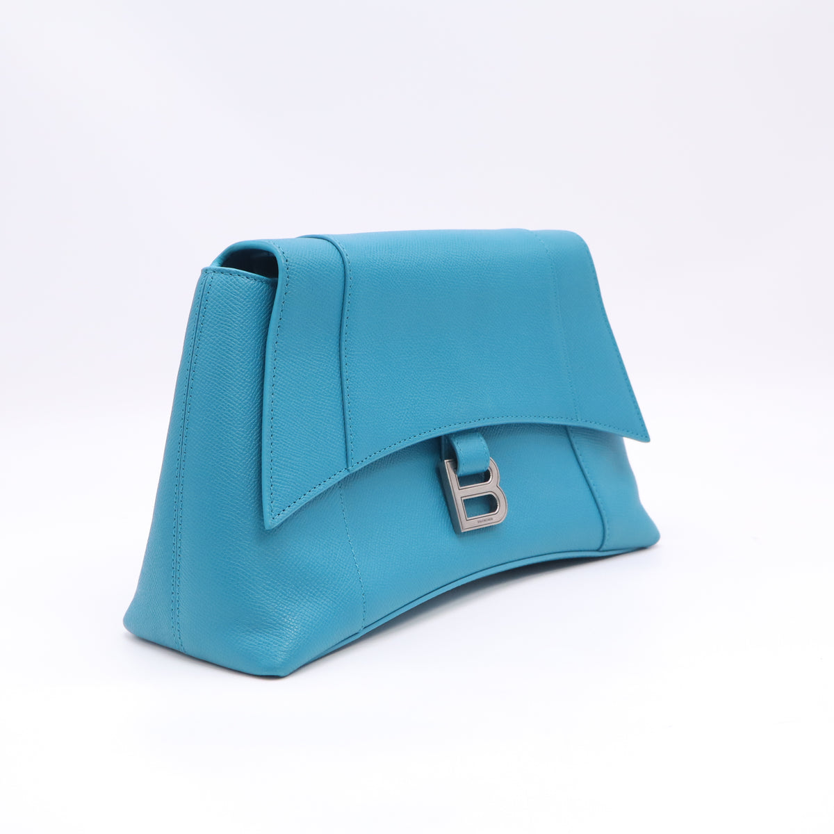 Signature Downtown Small B24145