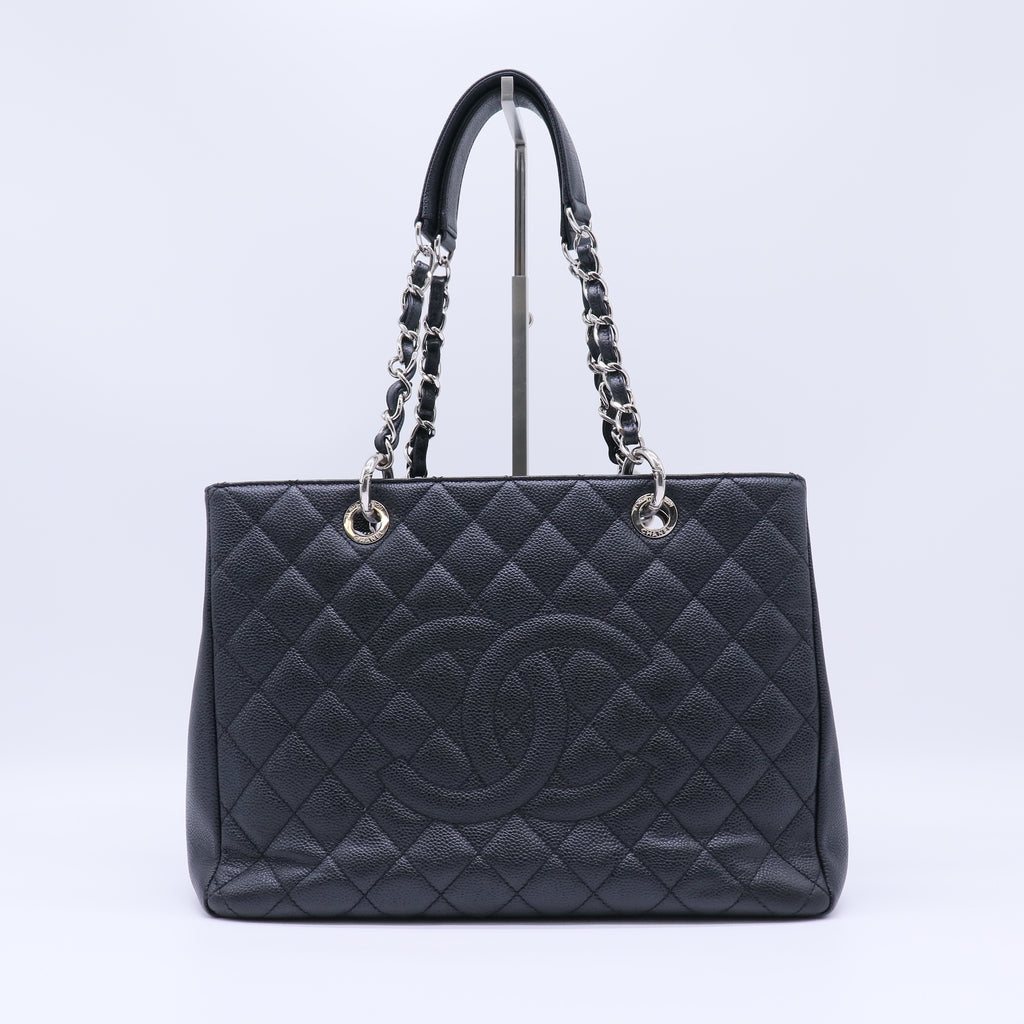 Caviar Quilted Grand Shopping Tote GST Black B22387