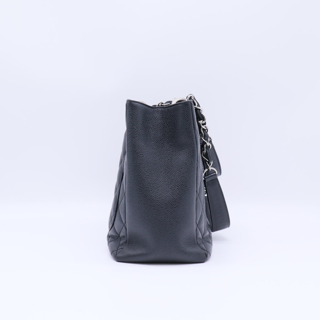 Caviar Quilted Grand Shopping Tote GST Black B22387