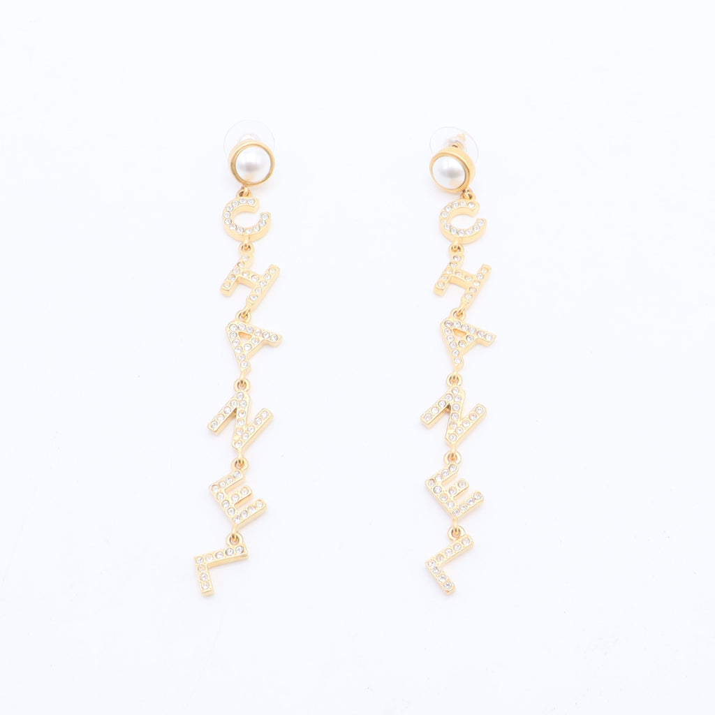 Chanel Gold letter earrings J2359 twins