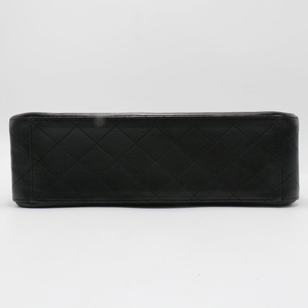 Lambskin Quilted Elegant CC Shopping Tote Navy Black For Gisel