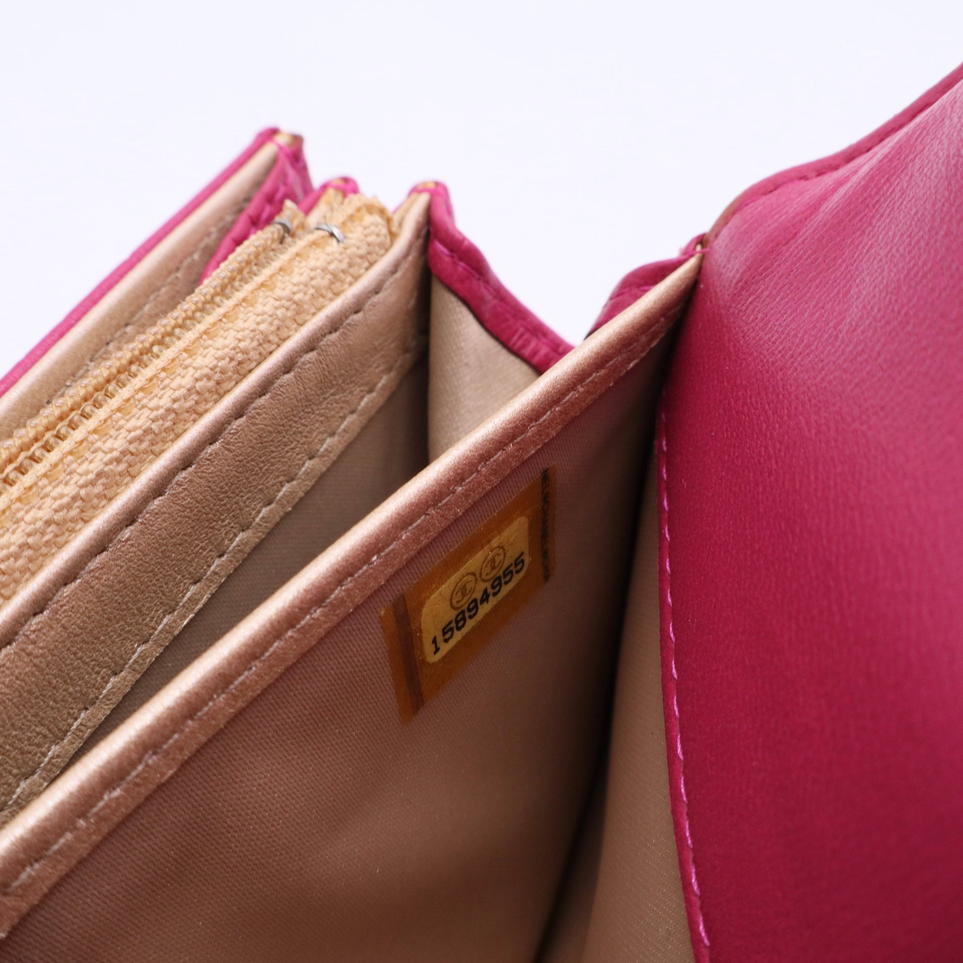 Camellia Embossed Wallet Twins LDJ3162
