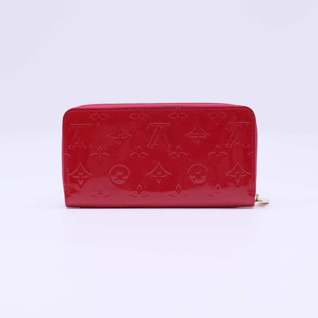 Louis Vuitton Monogram Vernis Zippy Wallet W22111