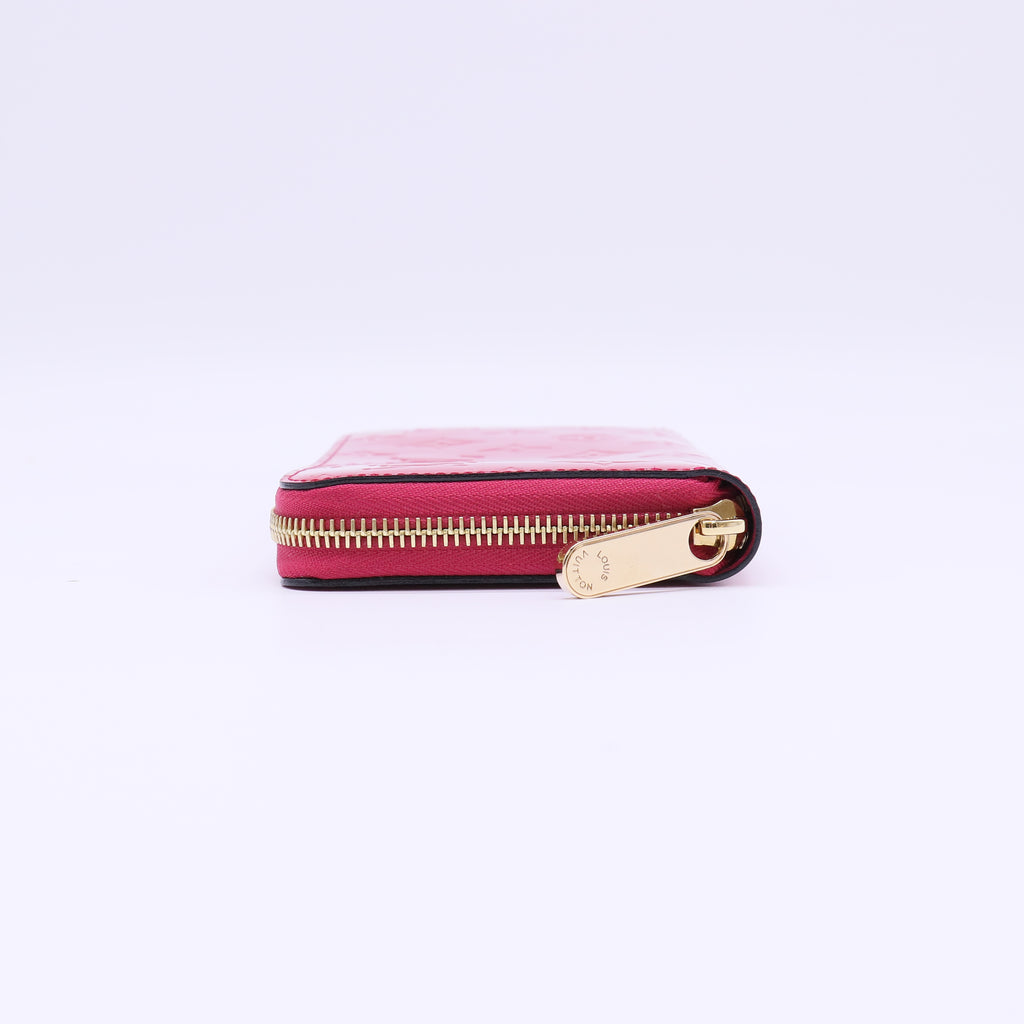 Louis Vuitton Monogram Vernis Zippy Wallet W22111