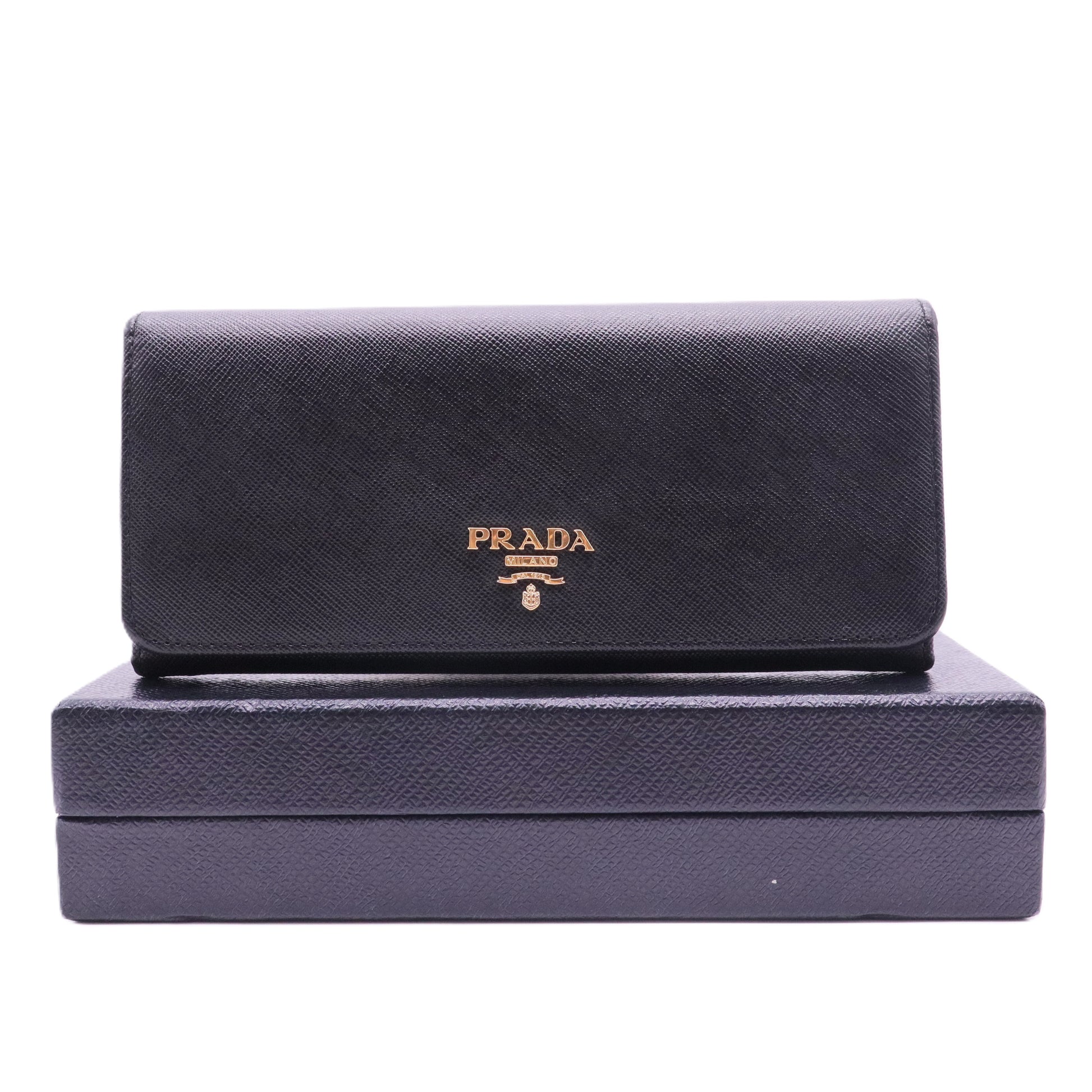 Wallet on Chain Saffiano Leather