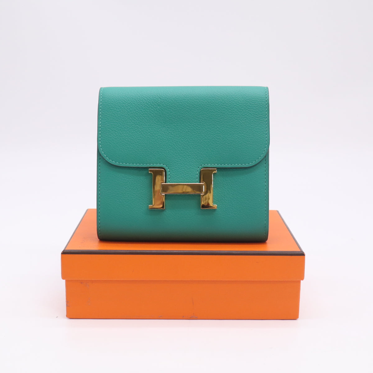 Constance Wallet Tadelakt Compact W23152