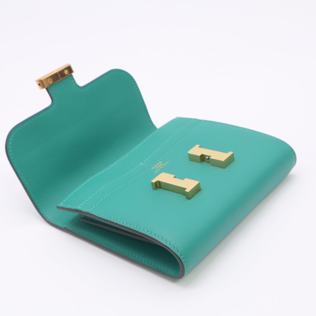 Constance Wallet Tadelakt Compact W23152