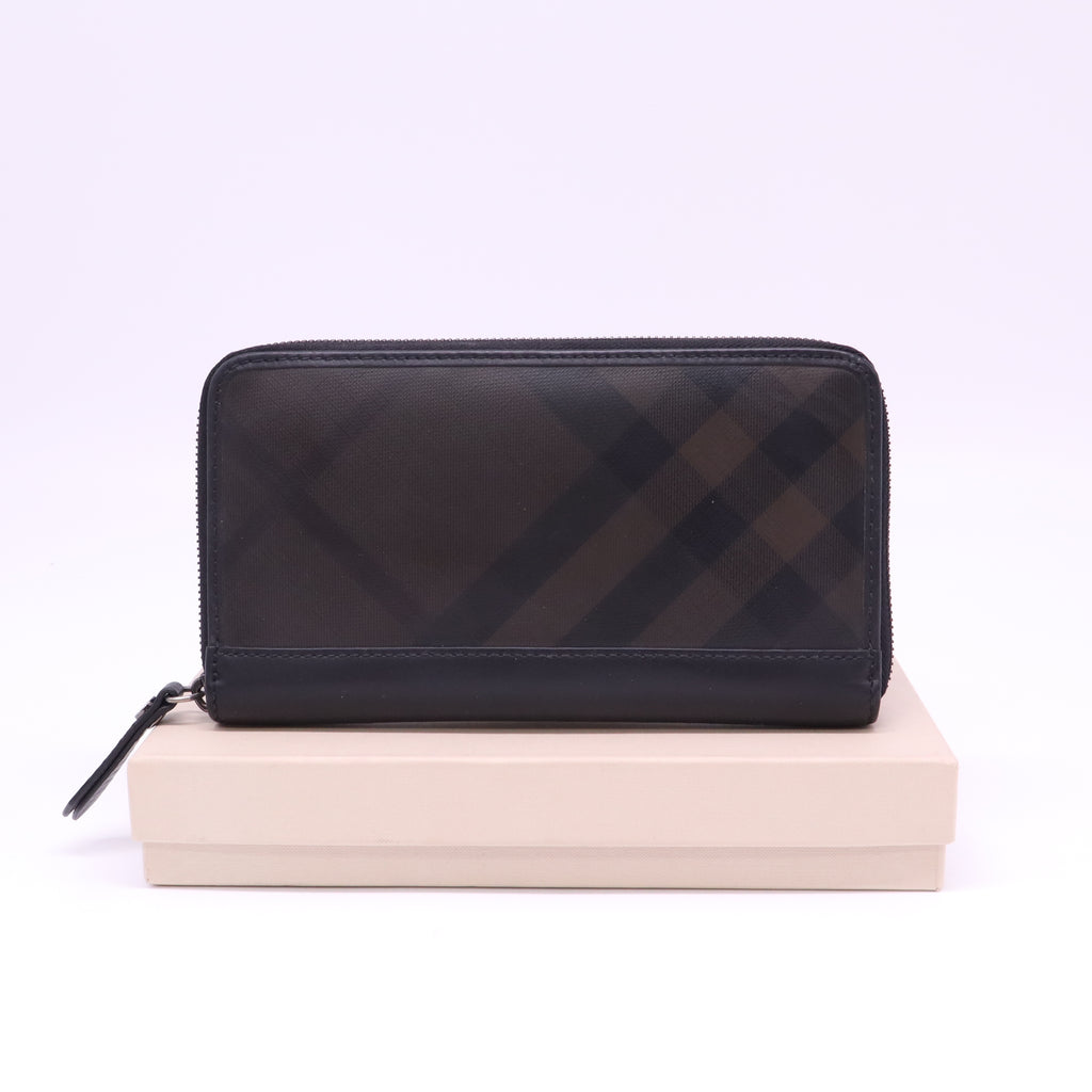 Burberry zip-around wallet W22080