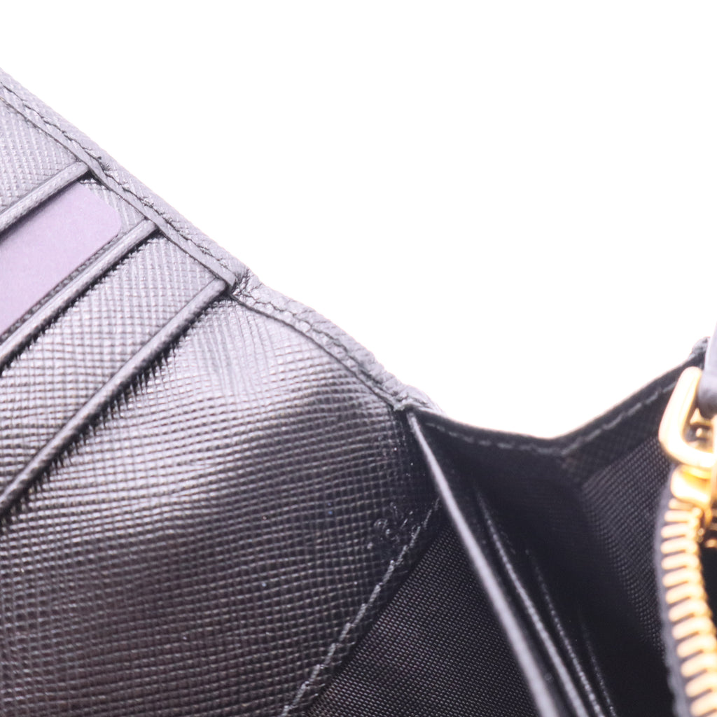 Wallet on Chain Saffiano Leather