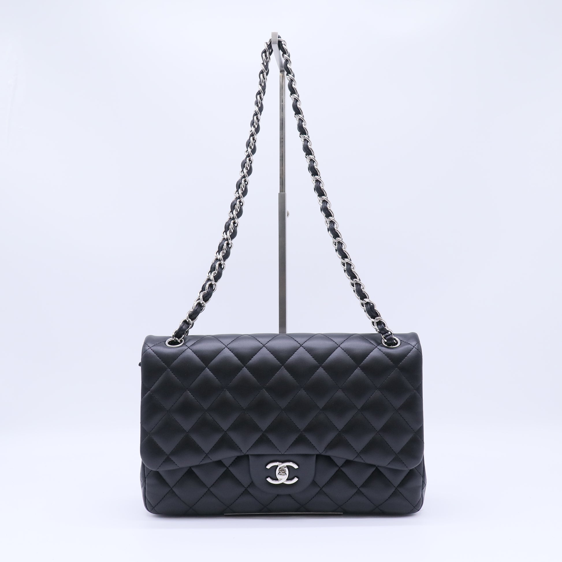 Chanel  Large Classic Handbag B22204