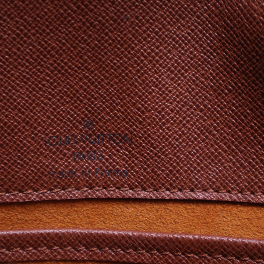 Musette Tango Handbag Monogram Canvas B21520