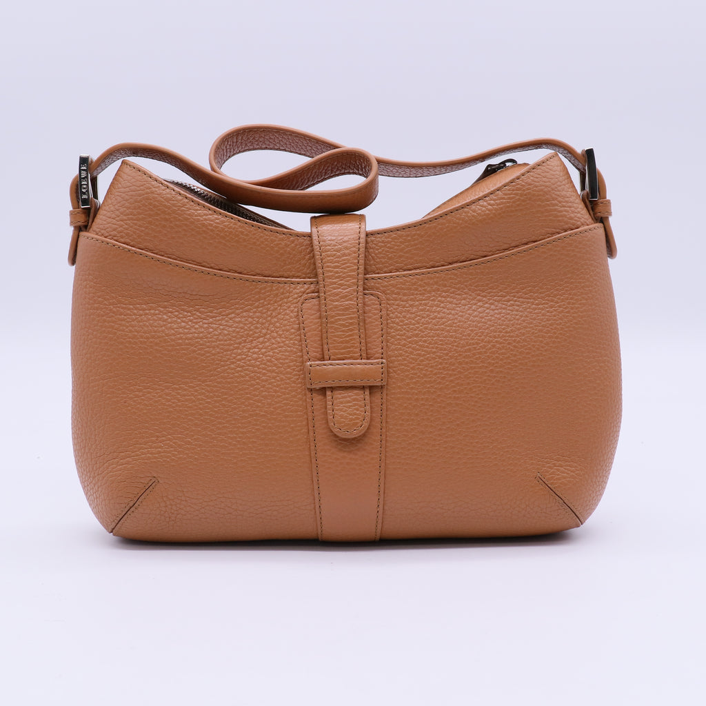 Leather handbag Loewe B20637