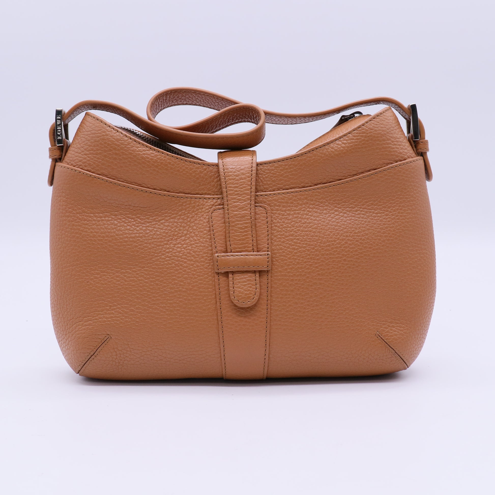 Leather handbag Loewe B20637