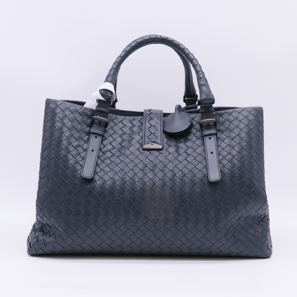 Intrecciato Medium Roma Bag B23487