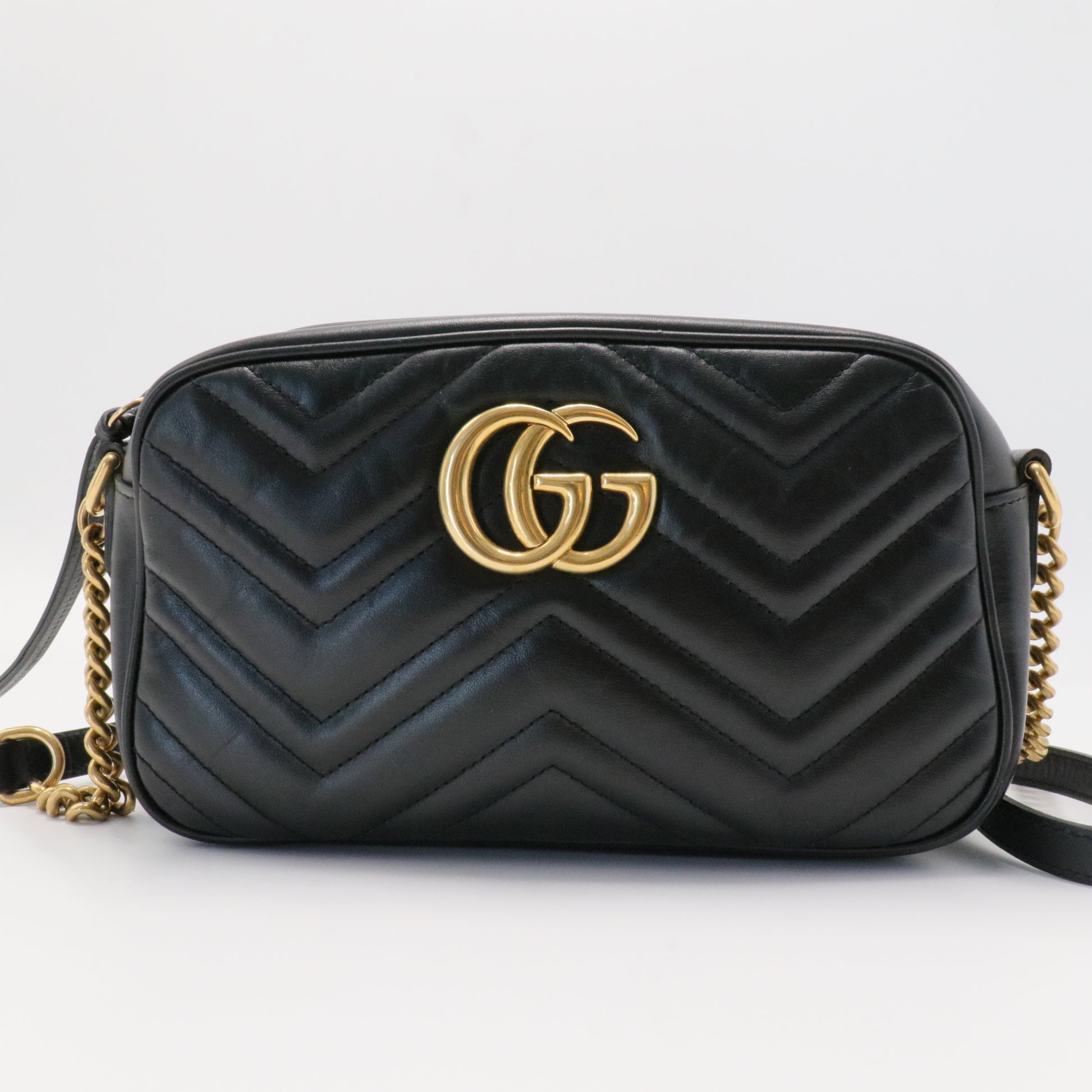 GG Marmont Shoulder Bag Matelasse Leather Small