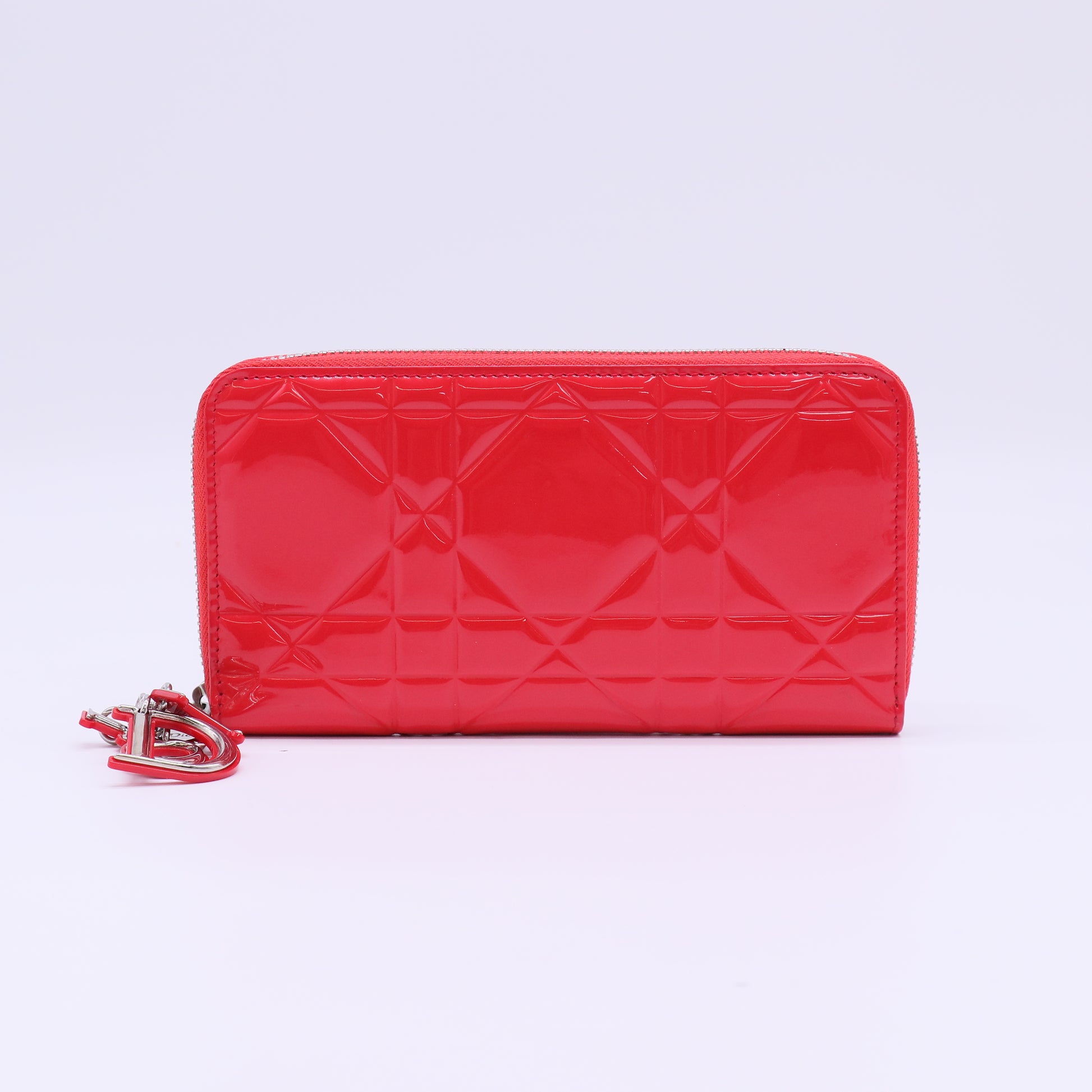 Christian Dior Lady Dior Cannage Patent Leather Voyageur Wallet W22110