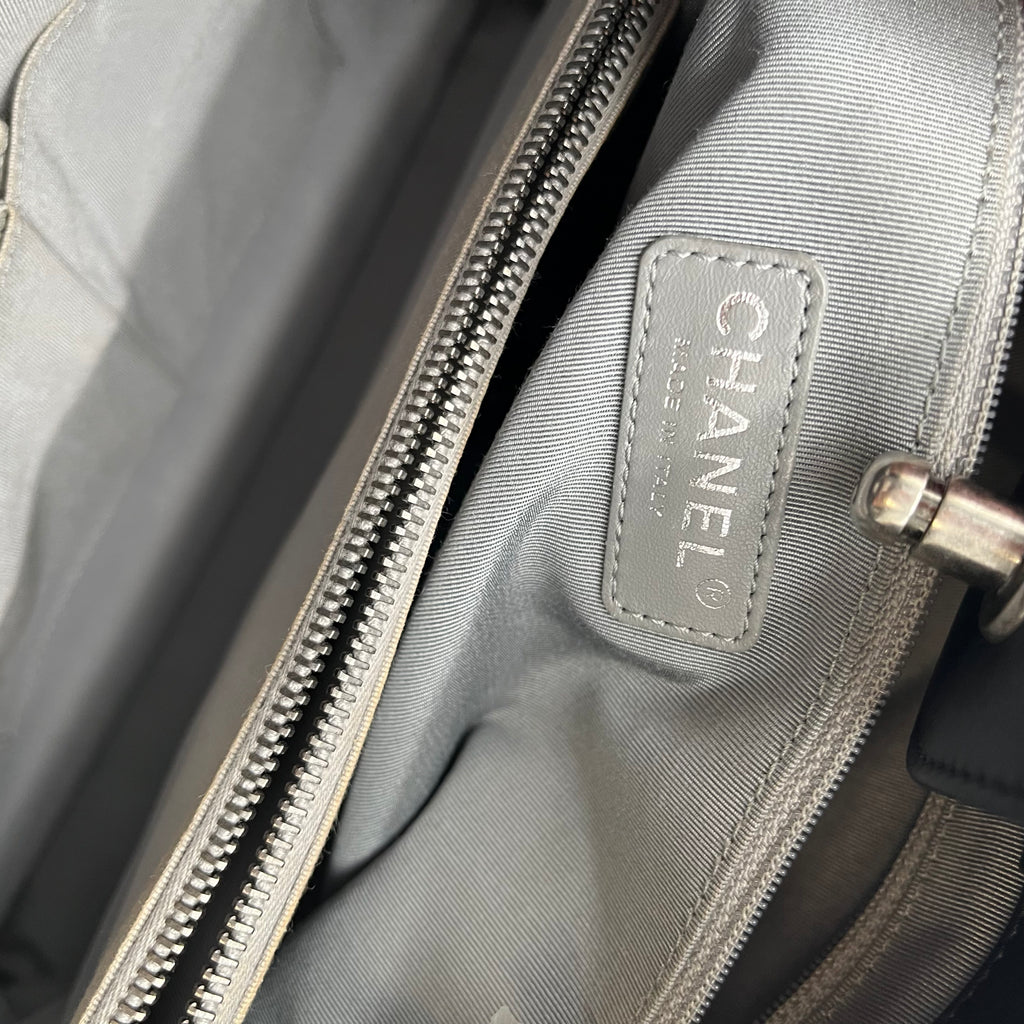 Calfskin Quilted Boy Shopping Tote Black twins