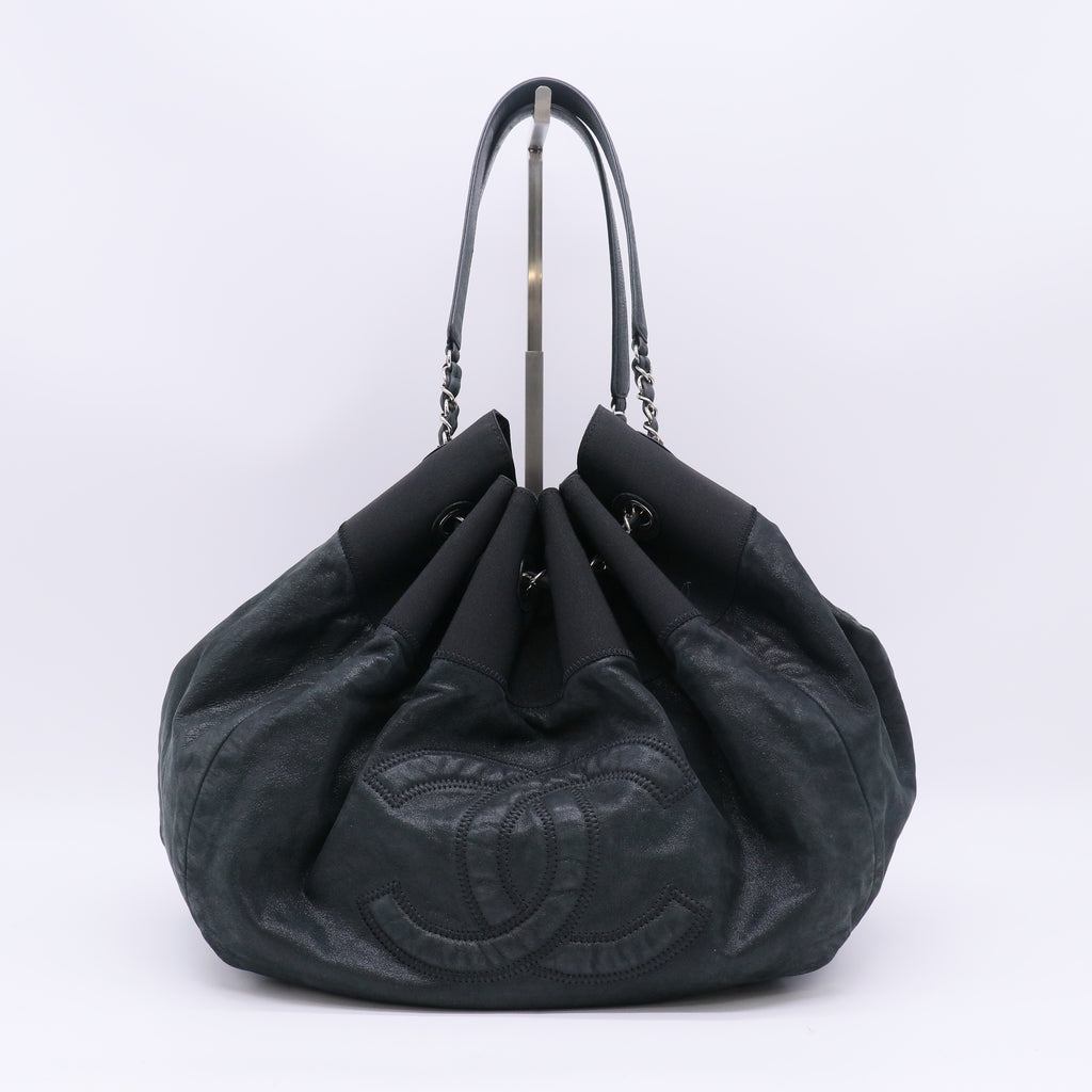 Chanel Leather Stretch Spirit Large Cabas Hobo Bag B23477