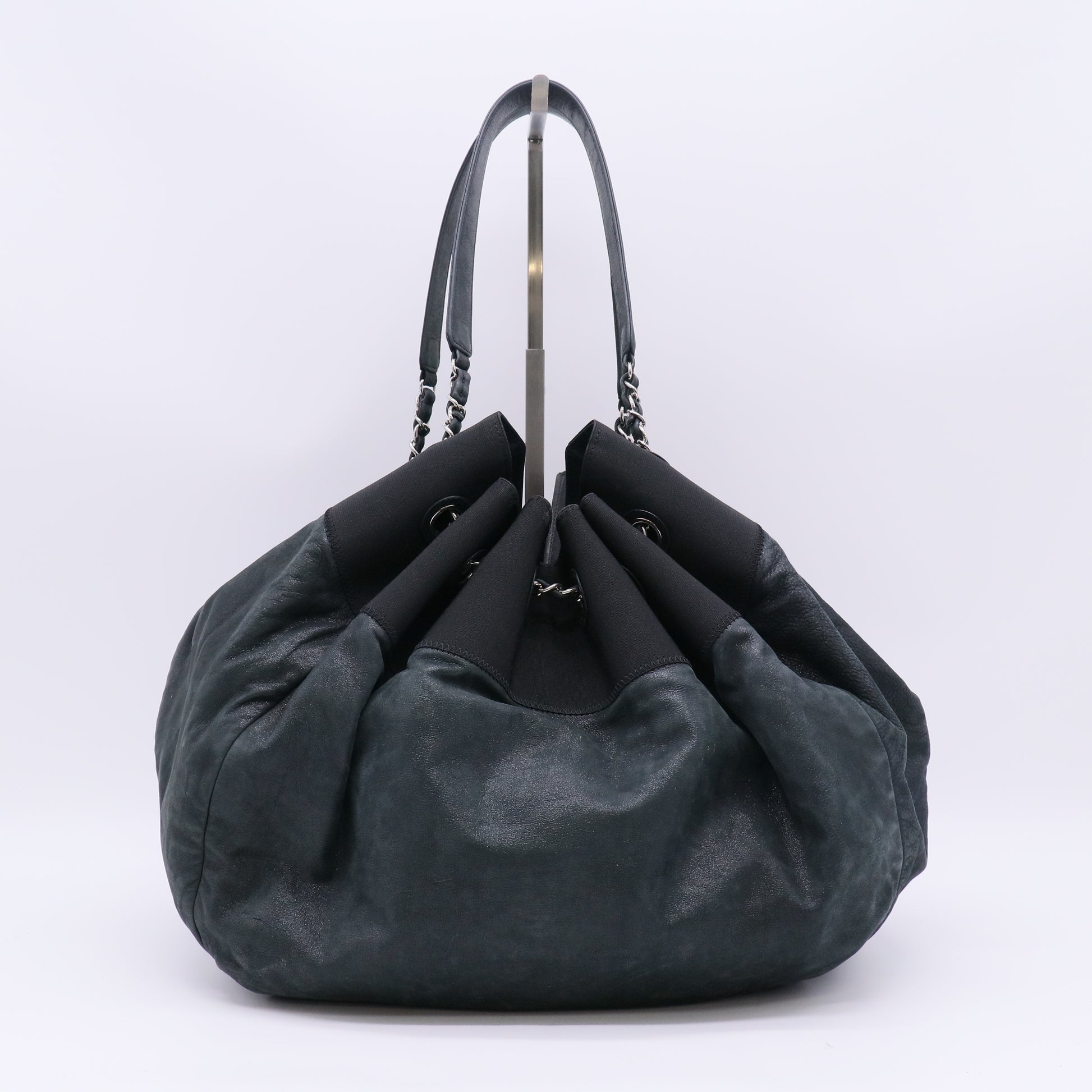 Chanel Leather Stretch Spirit Large Cabas Hobo Bag B23477
