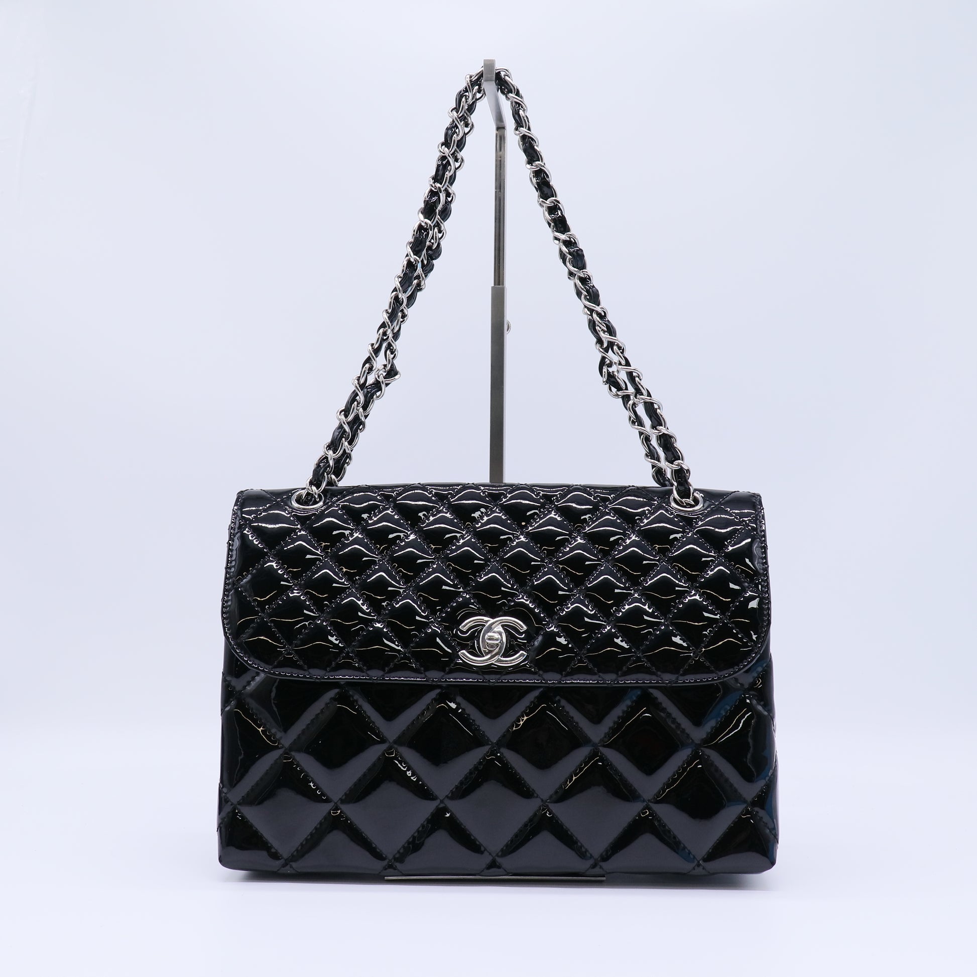 Chanel In The Business Maxi Flap Bag B22314