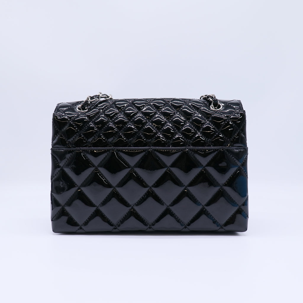 Chanel In The Business Maxi Flap Bag B22314