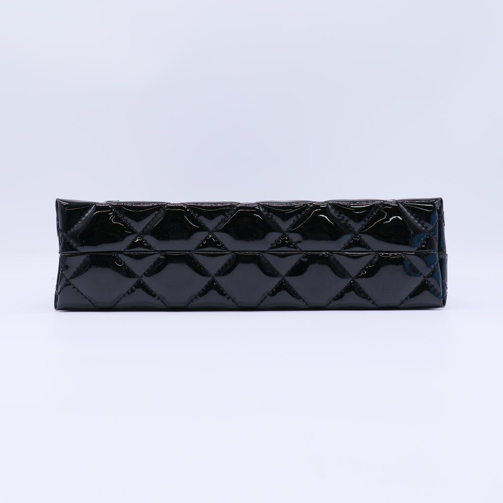 Chanel In The Business Maxi Flap Bag B22314