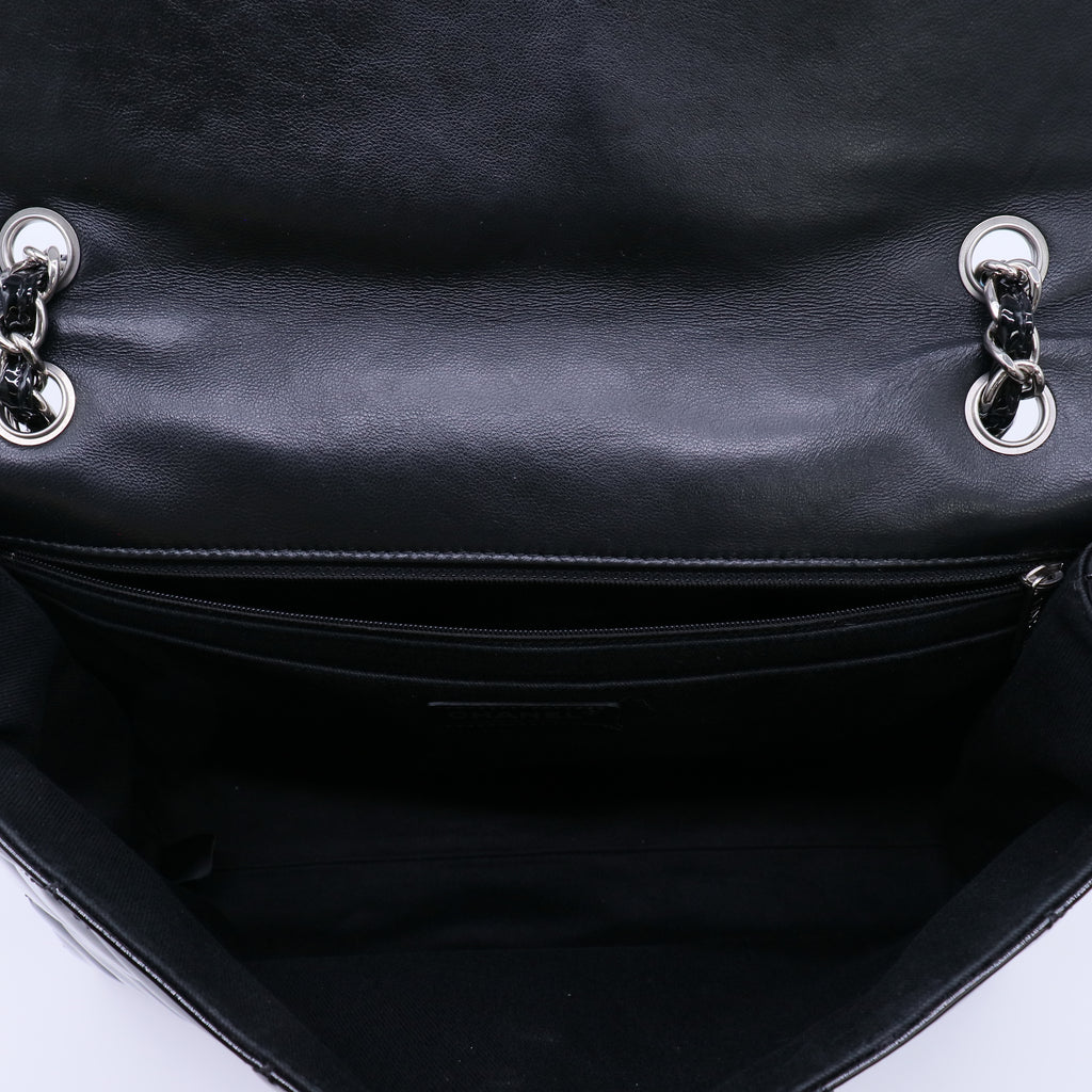 Chanel In The Business Maxi Flap Bag B22314