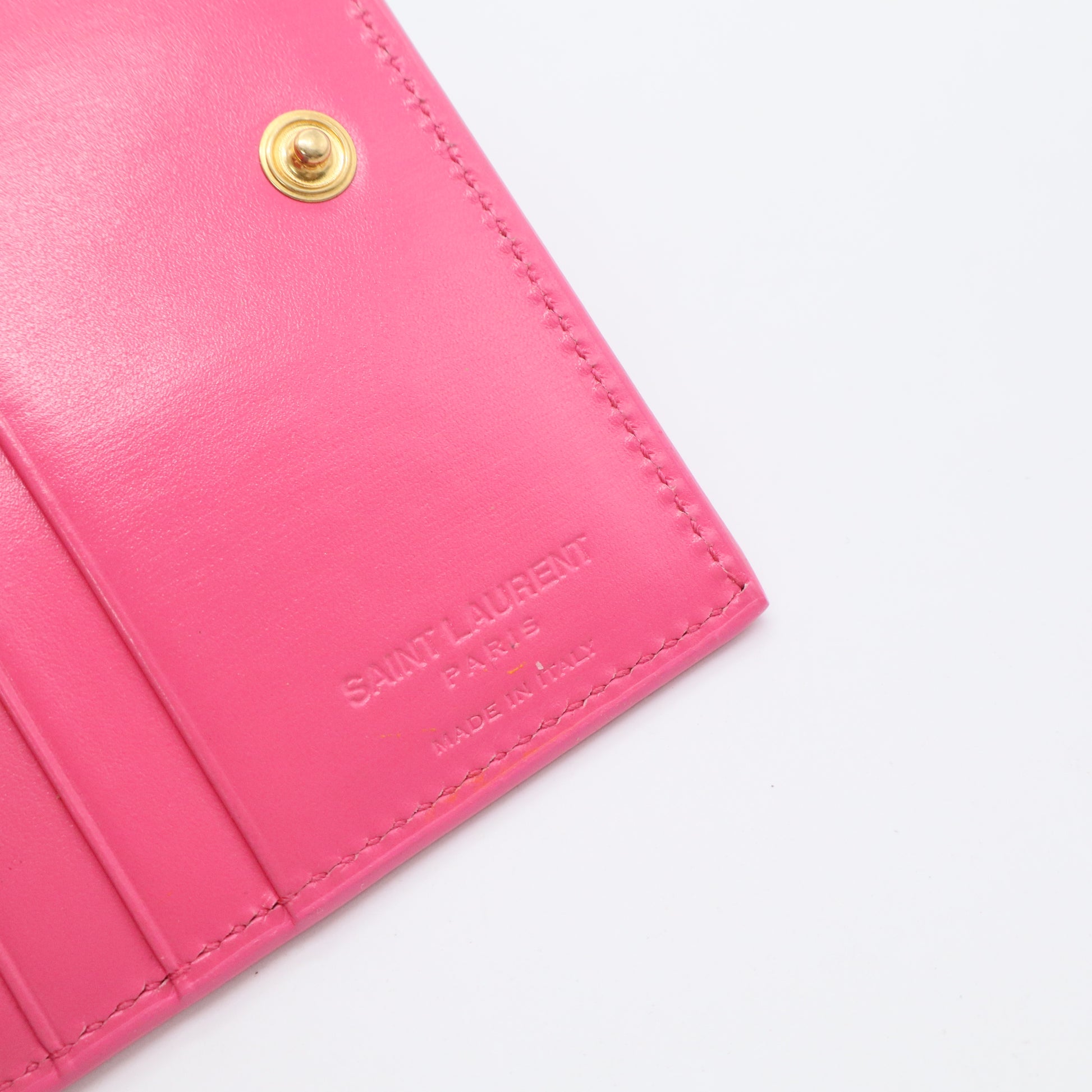 2014 Leather Compact Wallet W20384