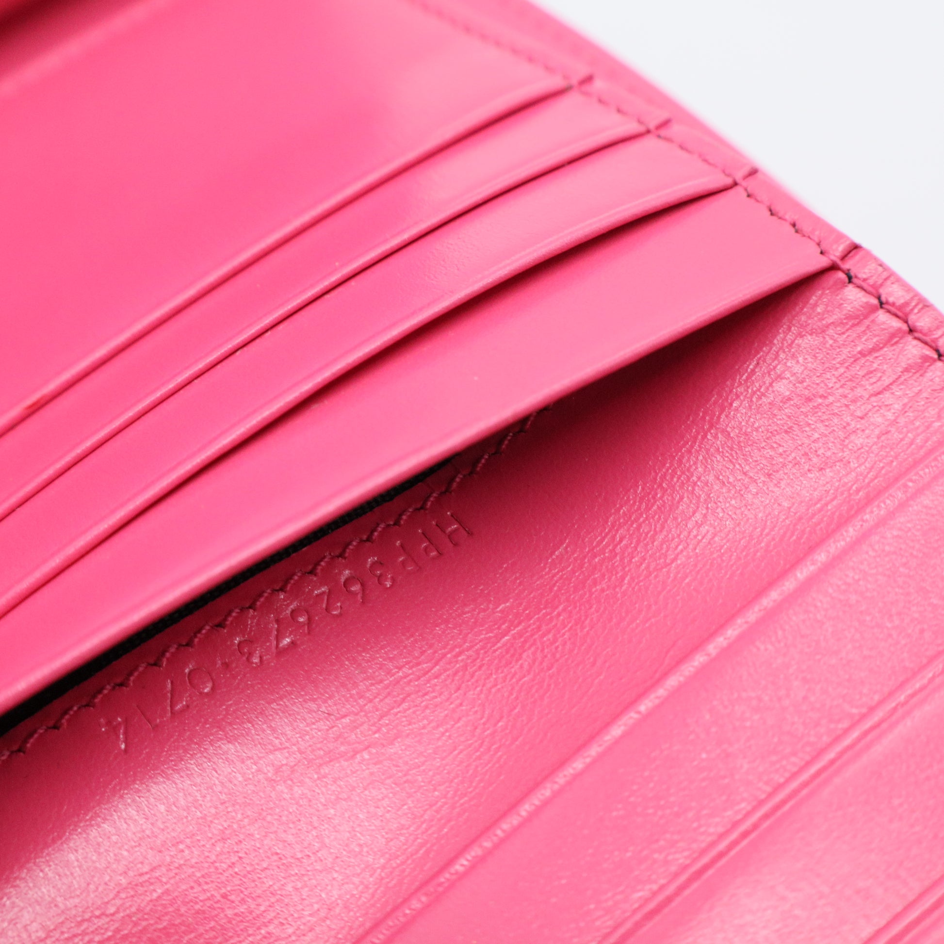 2014 Leather Compact Wallet W20384