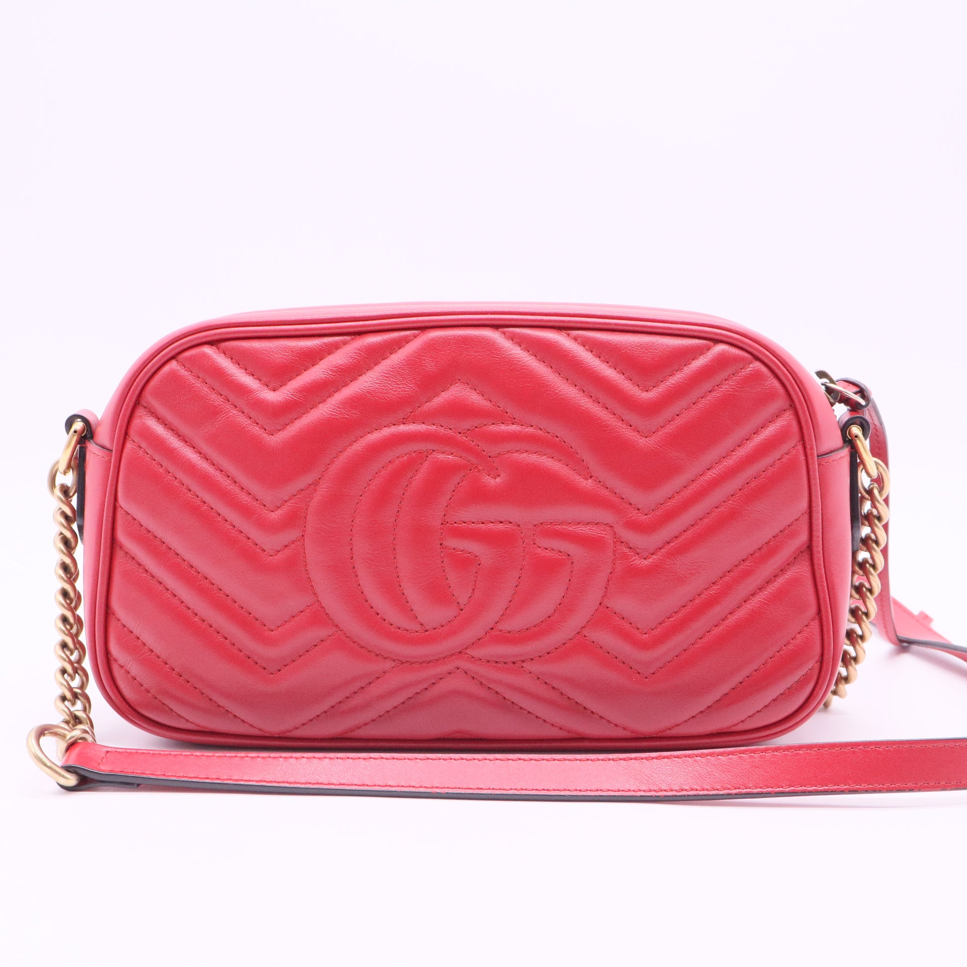 GG Marmont Shoulder Bag Matelasse Leather Small